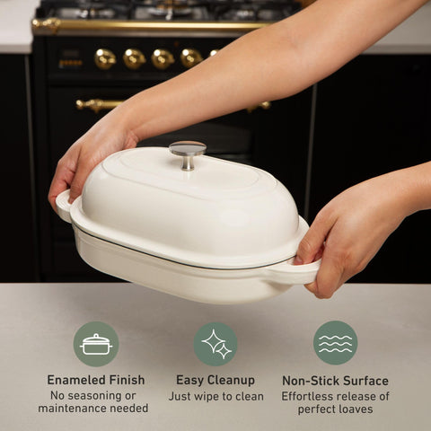 TOMO enamel finish provides easy release and quick cleanup after baking