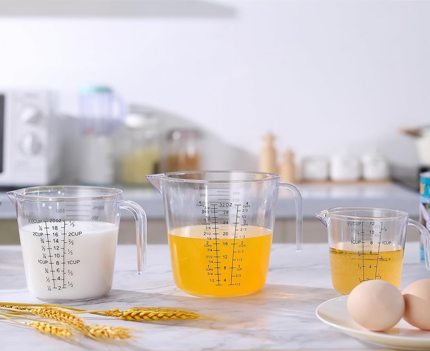 Tongjude measuring cups and spoons set for precise mixing.