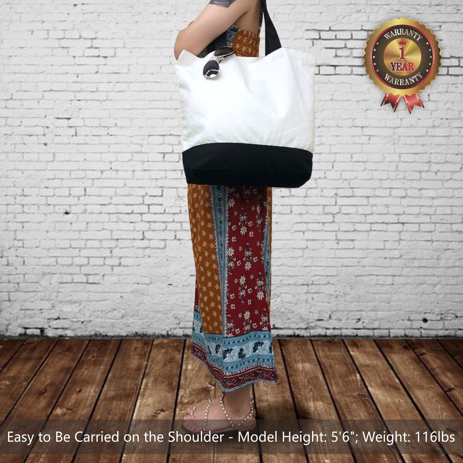 TOPDesign tote with reinforced handles for comfortable daily use.
