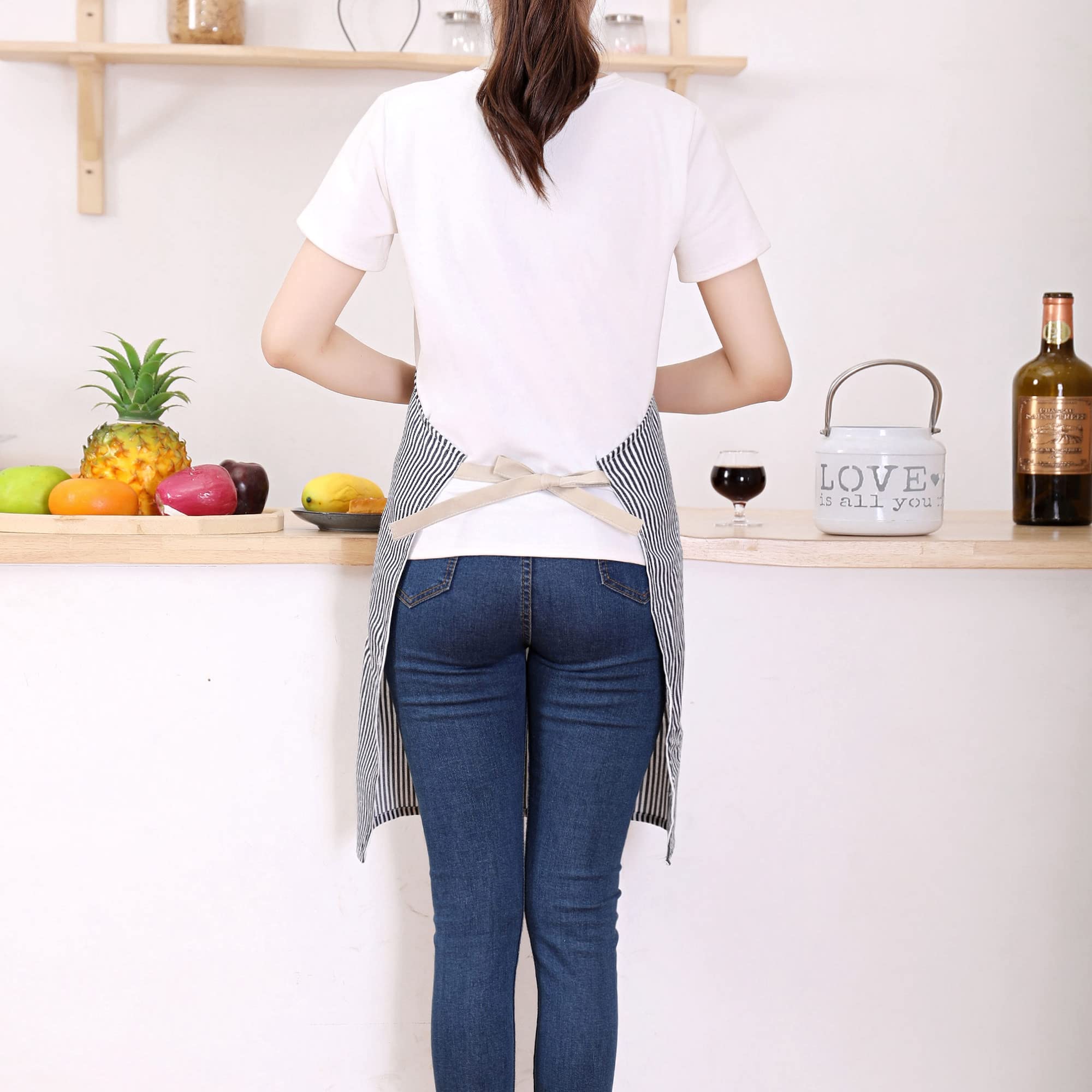 Tosewever cotton-polyester blend fabric balances softness and durability.