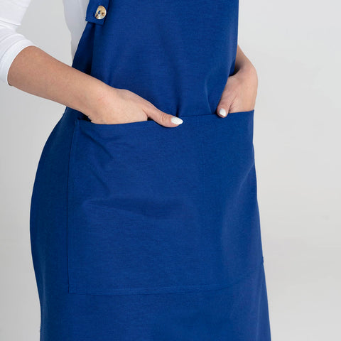 TOSHE apron ideal for cooking, grilling, and painting projects.