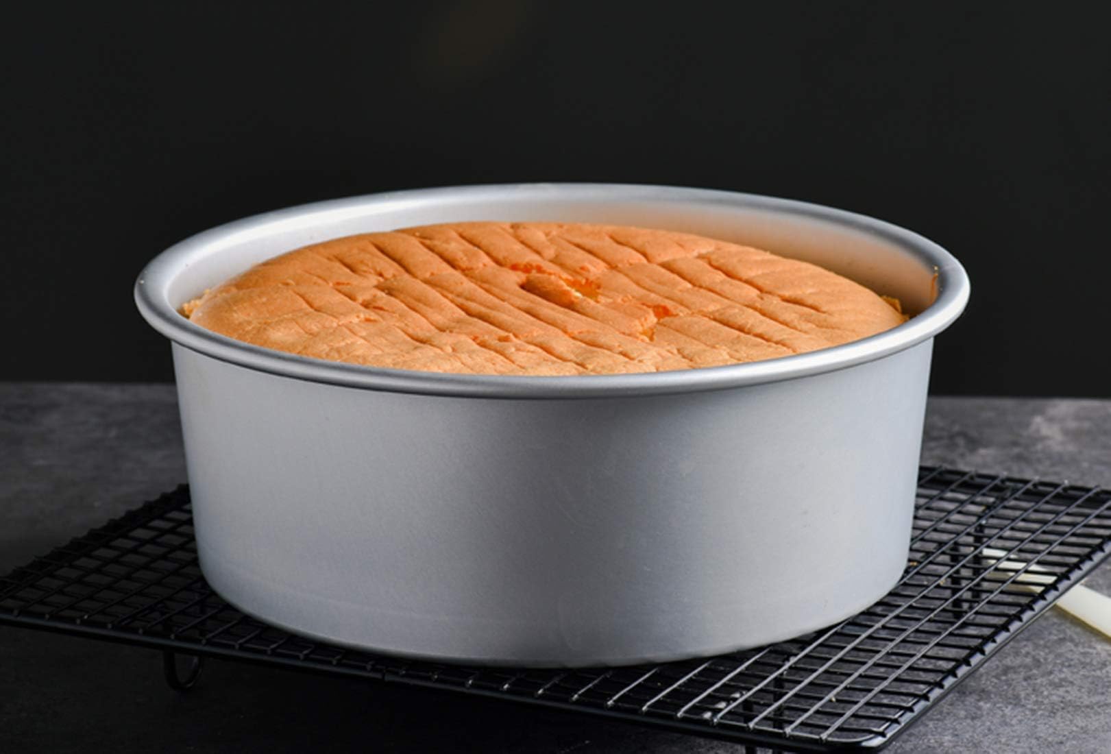 Tosnail pan suitable for deep-dish pizza, flan and gelatin desserts