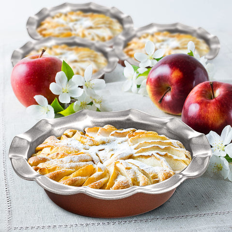 Tosnail mini pies and tarts baked in 5-inch pans