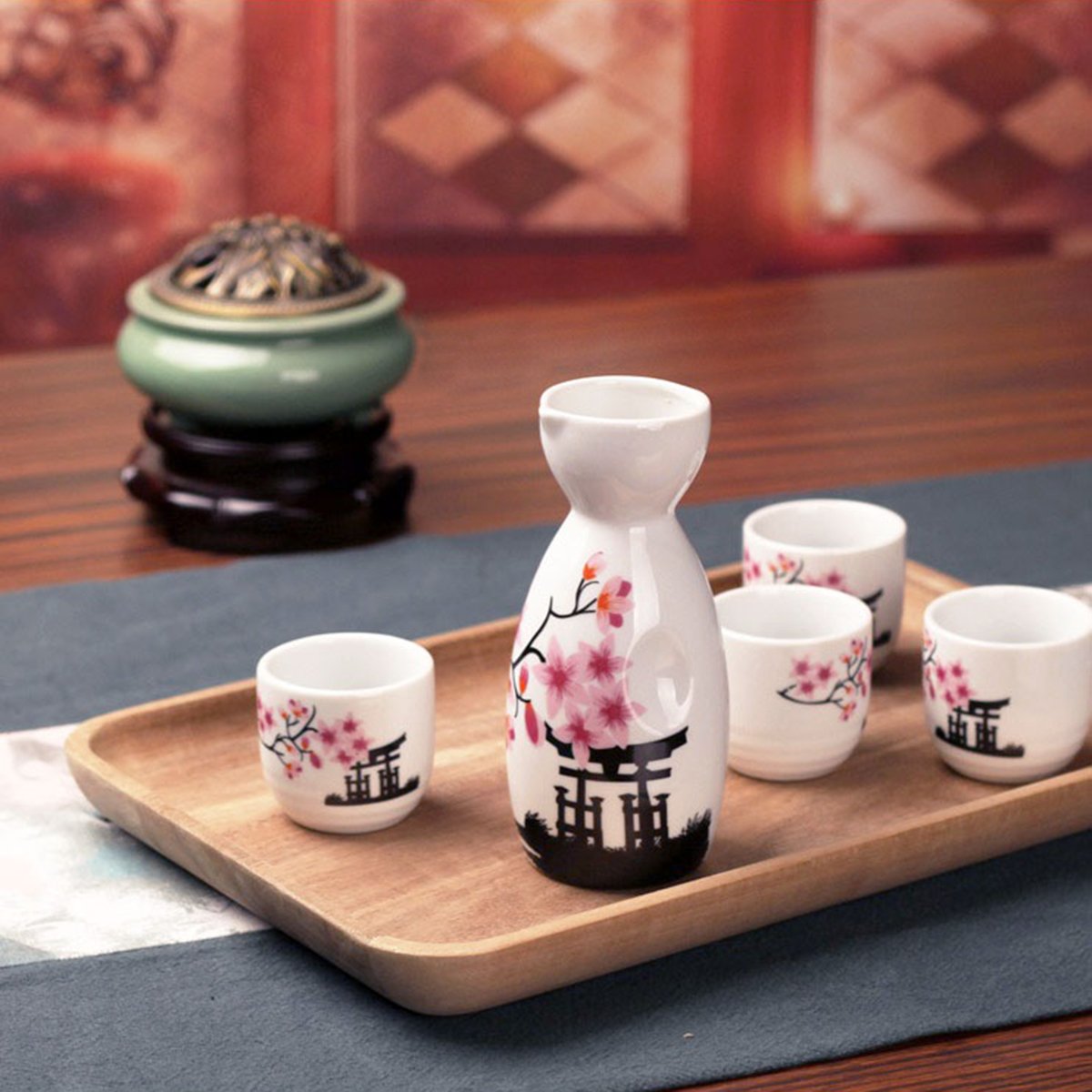 Tosnail sake cups collection showcases comfortable ceramic grip for enjoyable sipping.