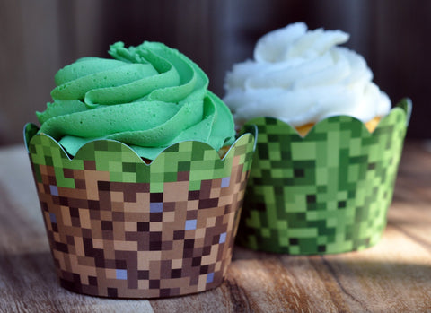 Toula Pixel Grass wrapper used as drink sleeve to keep beverages tidy