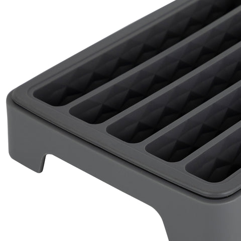 Tovolo stable base prevents spills while freezing and handling