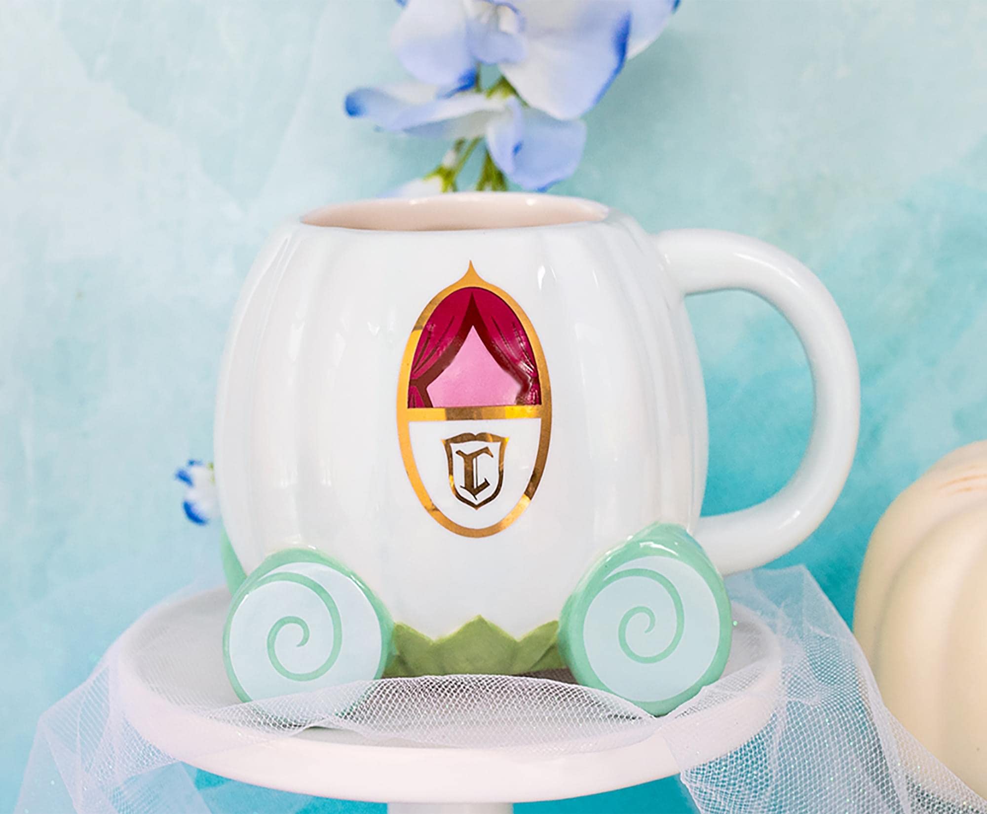 Toynk Cinderella carriage mug creates conversation at breakfast or brunch.