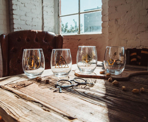 Toynk Harry Potter marauders map gold stemless glass elevates game night soirées.