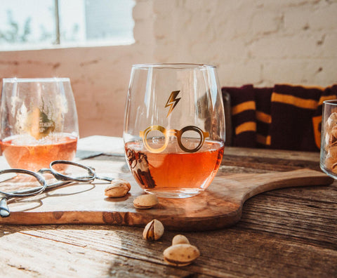 Toynk Harry Potter platform 9-3-4 stemless glass sparks party conversations.