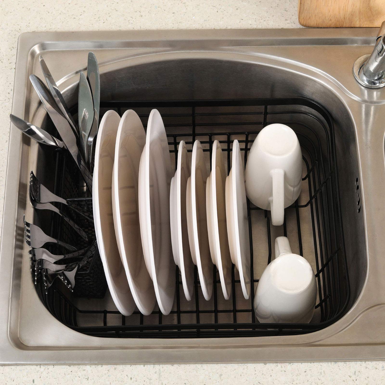 TQVAI upright slots hold eight dishes or more for efficient drying.