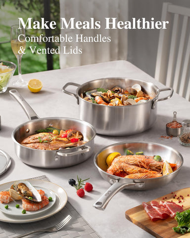 Tri-Ply 6.1qt casserole pot with lid for braising and stews.