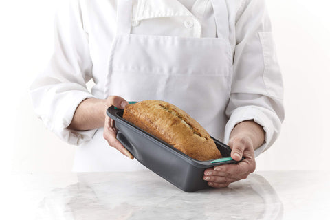 Trudeau BPA-free loaf pan supports safer everyday baking.
