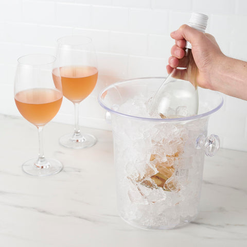 TRUE Ice Bucket ready for picnic use with built-in handle.