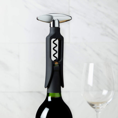 TRUE True Self corkscrew easy-turn action reduces effort during bottle opening