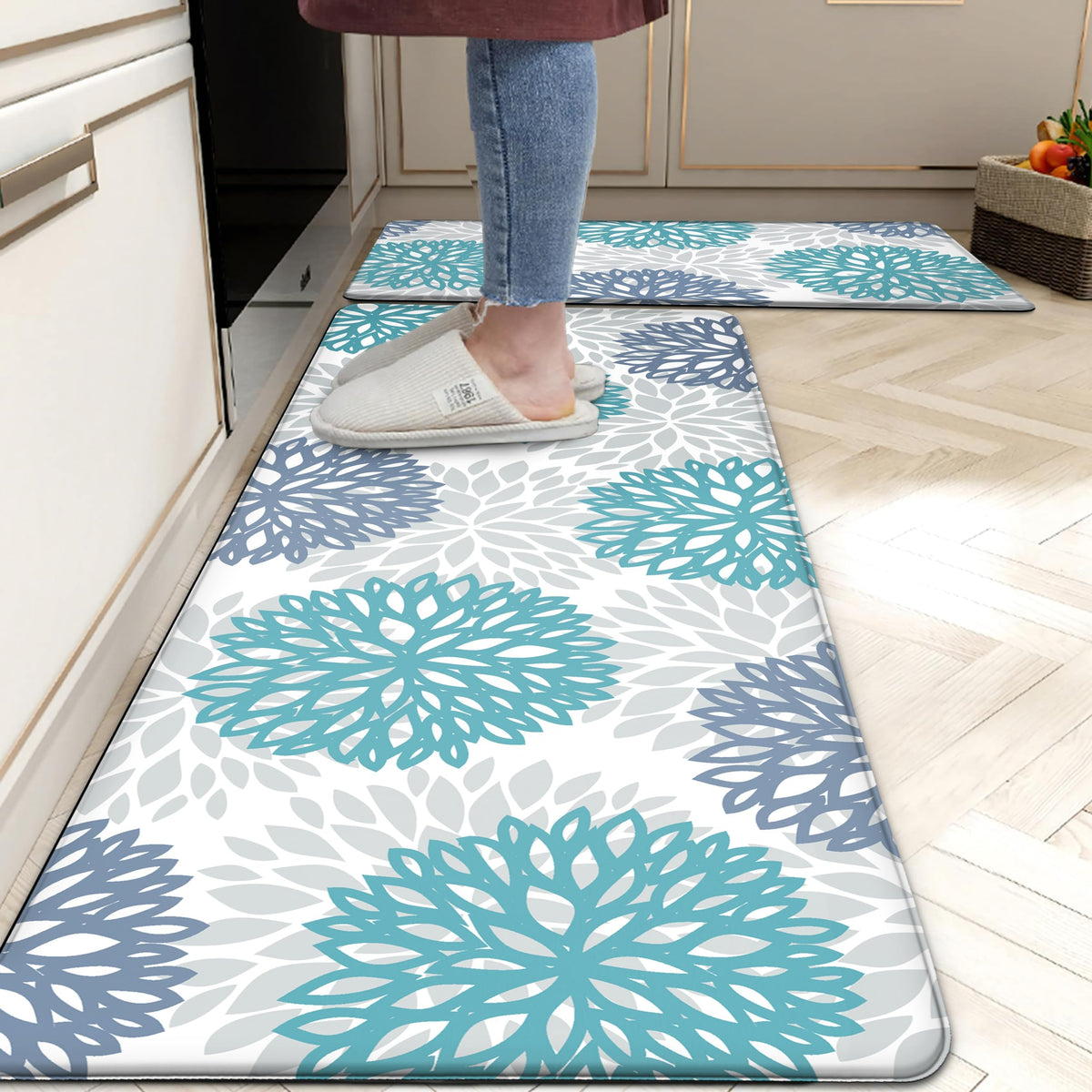 Tubeamin teal kitchen mat set of 2 with anti-fatigue cushions for comfortable standing.