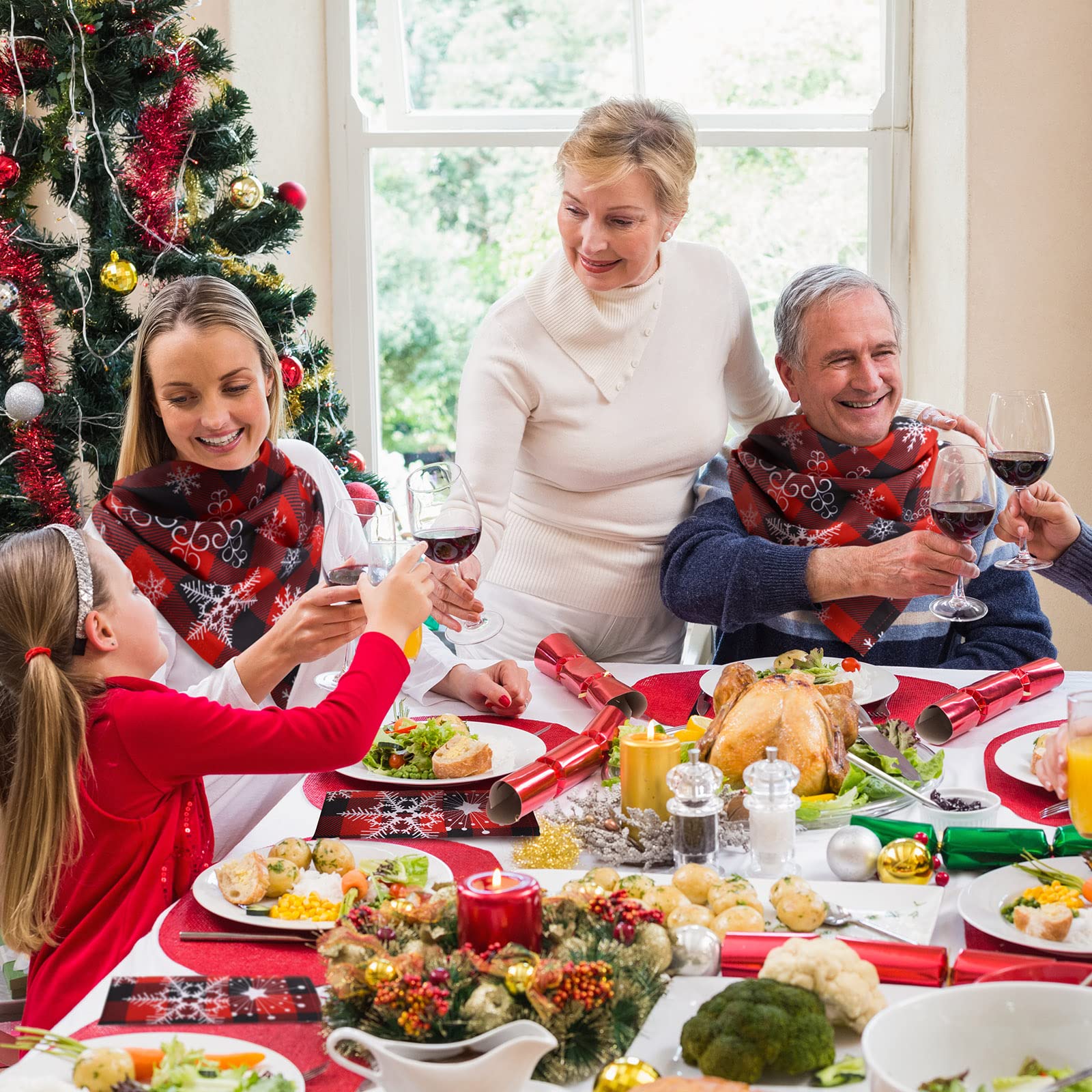 Tudomro 20x20 inch napkins provide generous coverage at meals.