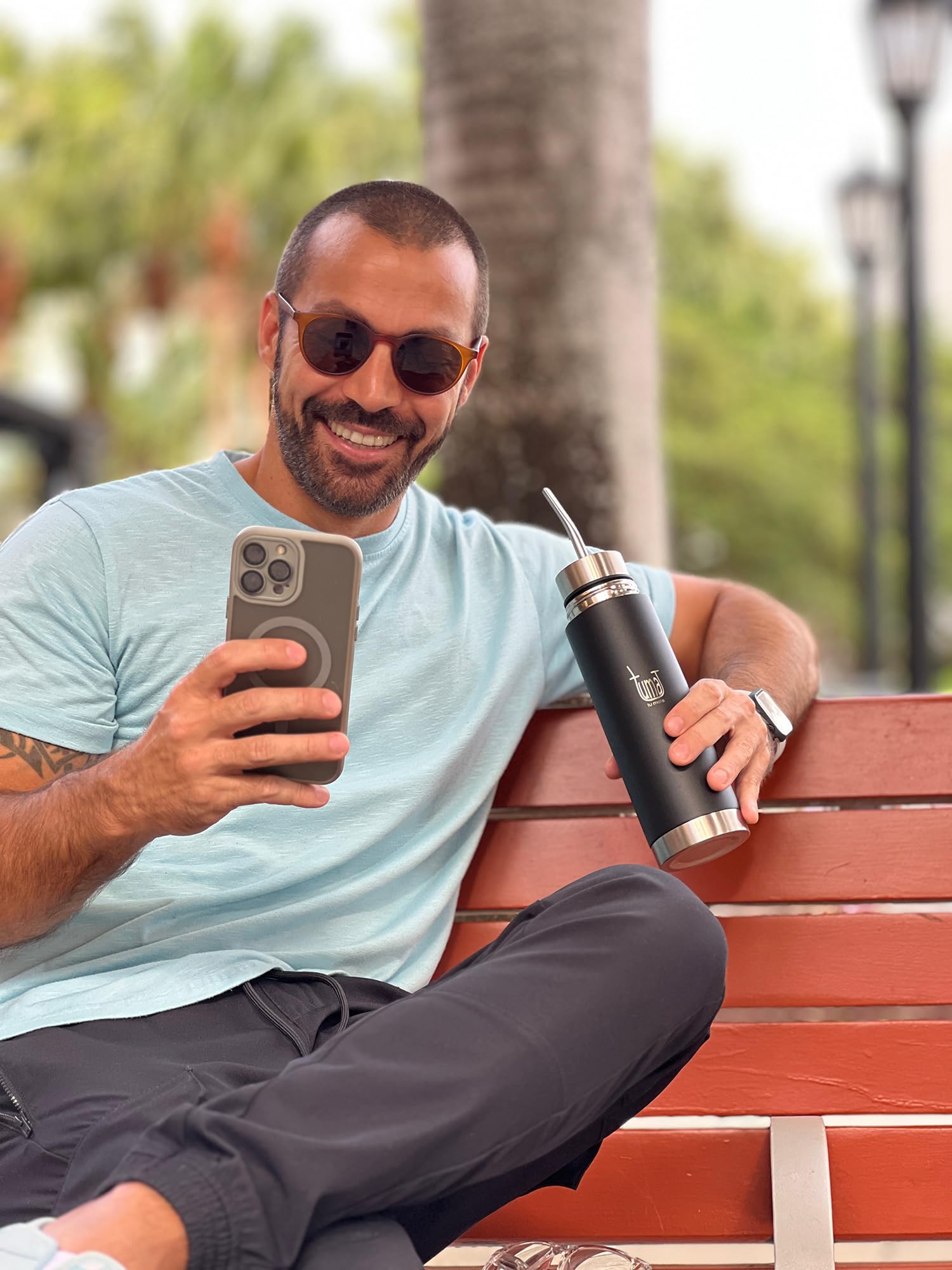 TUMA TU MATE Listo Automate 16.9 oz bottle, travel-ready companion.