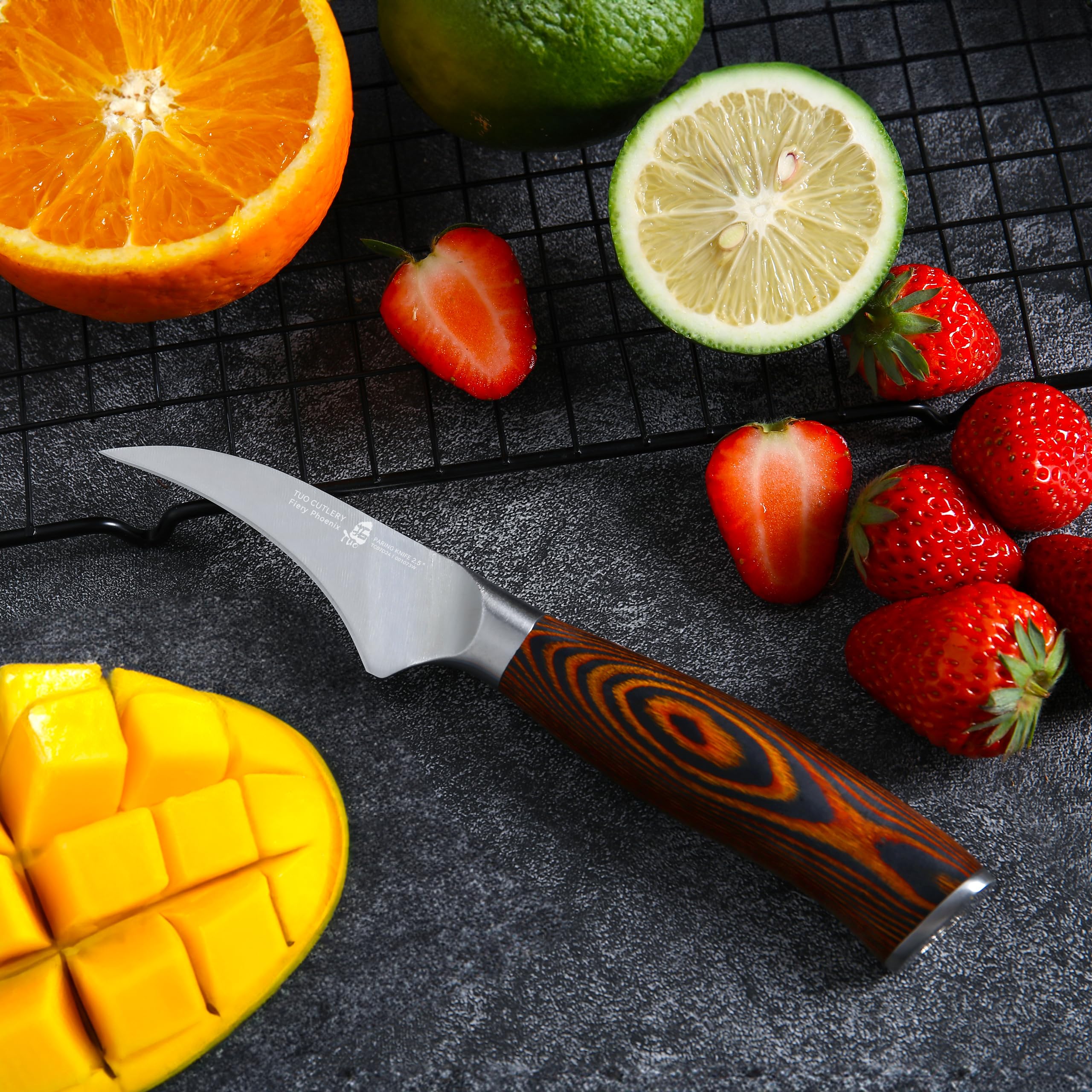 TUO curved blade aids delicate peeling and trimming