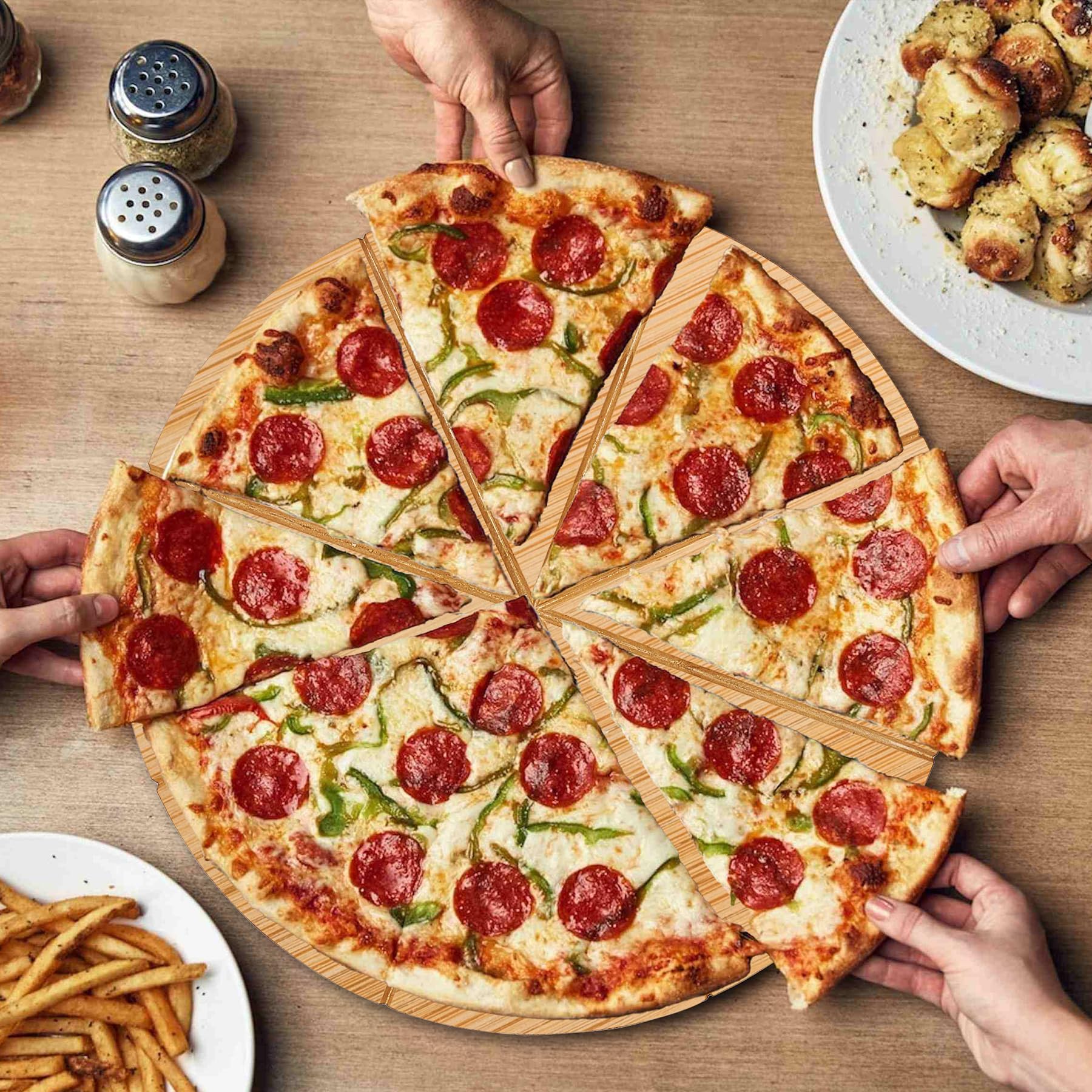 TUOCON gift-ready pizza board ideal for holidays and entertaining.