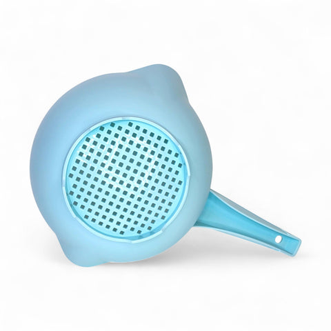 Tupperware BPA-free colander in light blue simplifies rinsing vegetables and draining greens
