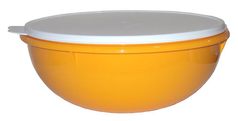 Tupperware Fix N Mix Bowl with butterfly seal, ideal for prep and transport.