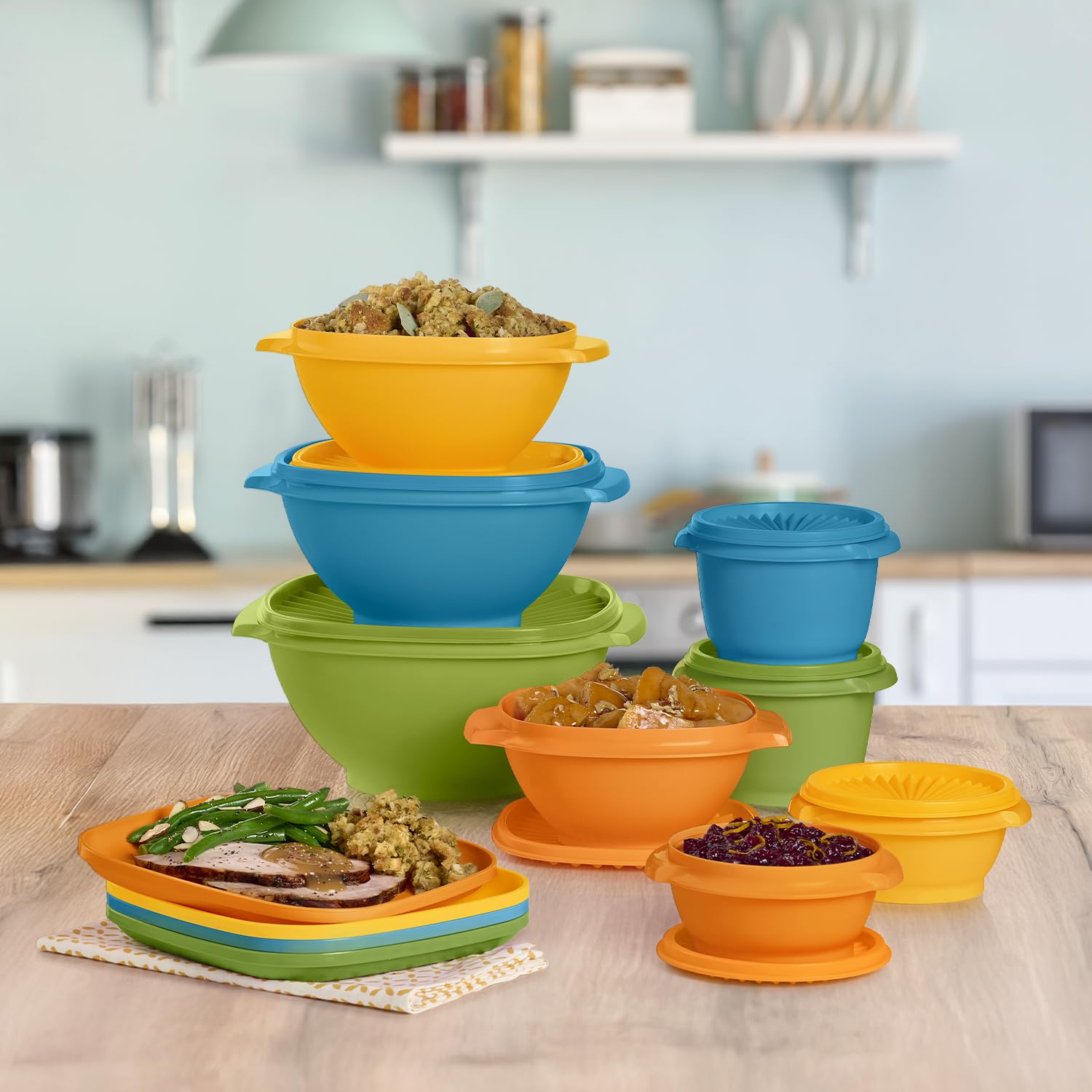 Tupperware Heritage Retro set is dishwasher-safe for easy cleanup.
