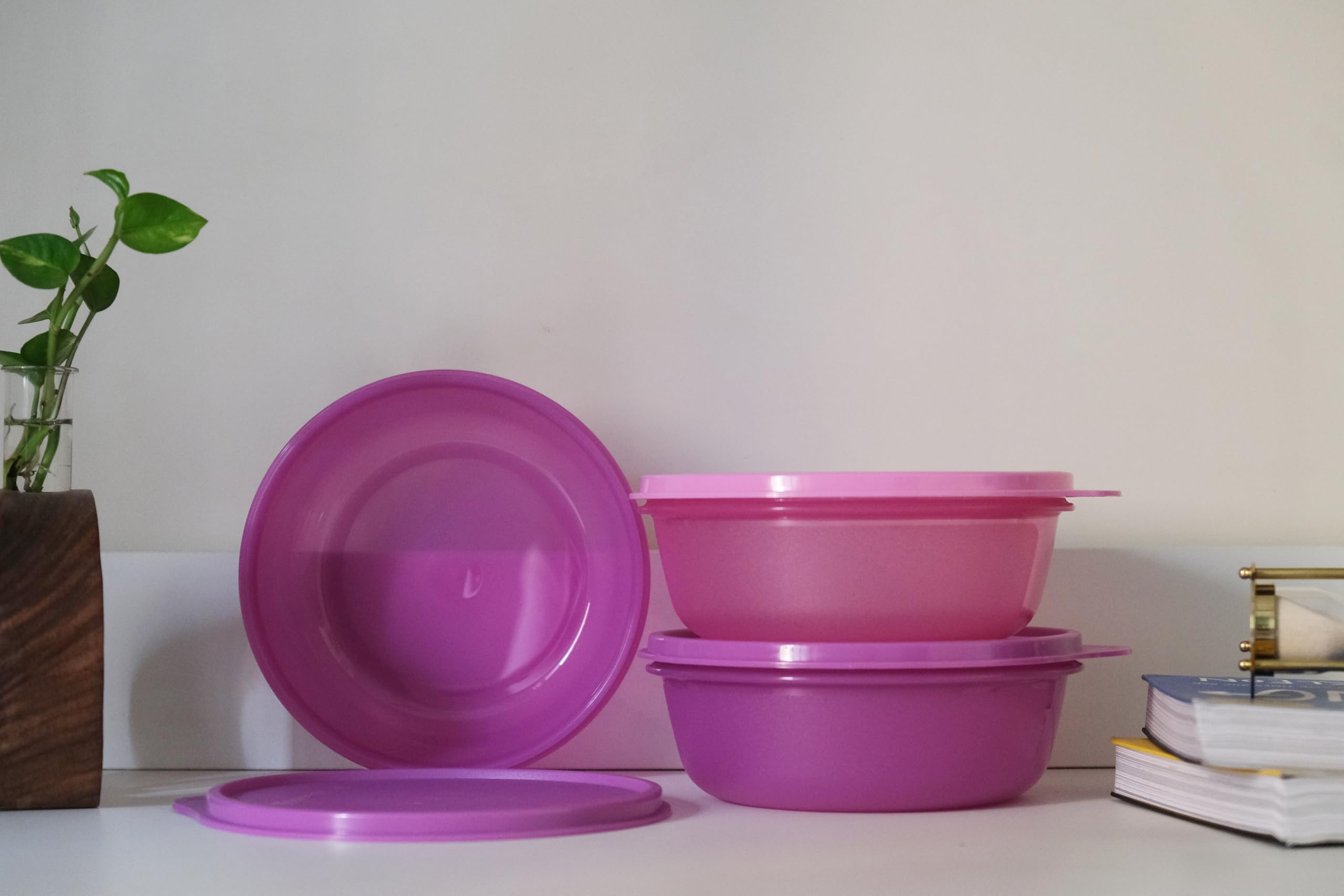 Tupperware bowls ideal for snacks like yogurt and fruit