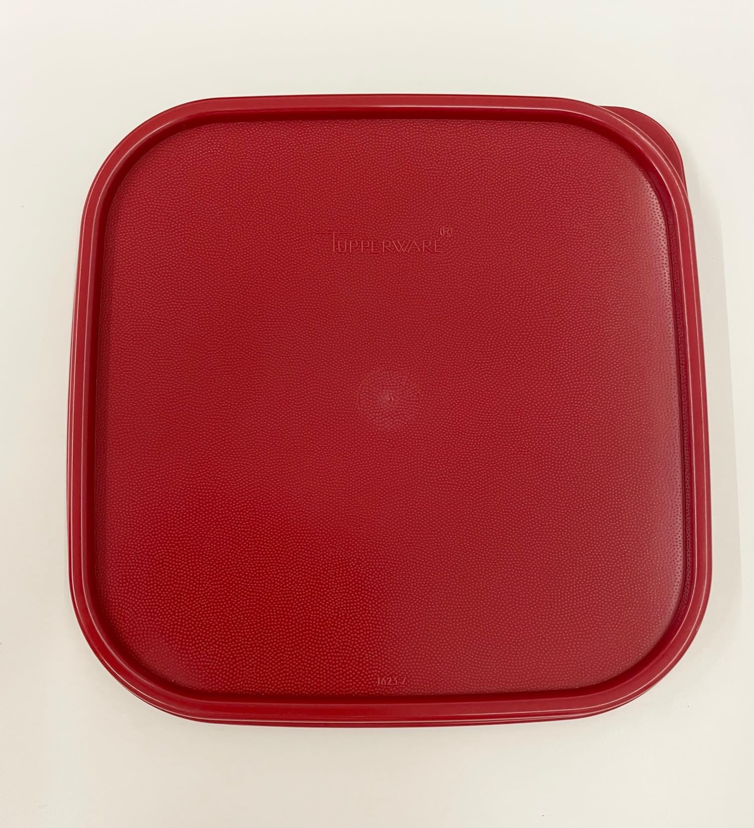 Tupperware Modular Mates square lid 1623 red seals freshness for pantry staples.