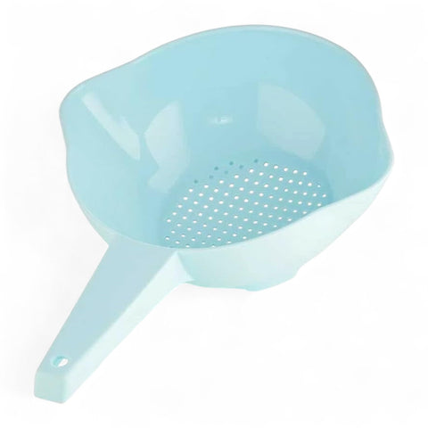 Tupperware small quart colander in light blue with handle for easy pouring and draining hot pasta