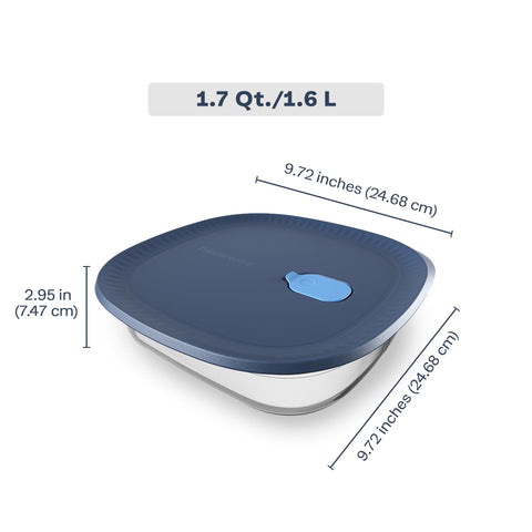 Tupperware Voila lid press demonstrates airtight sealing for spill-free storage.