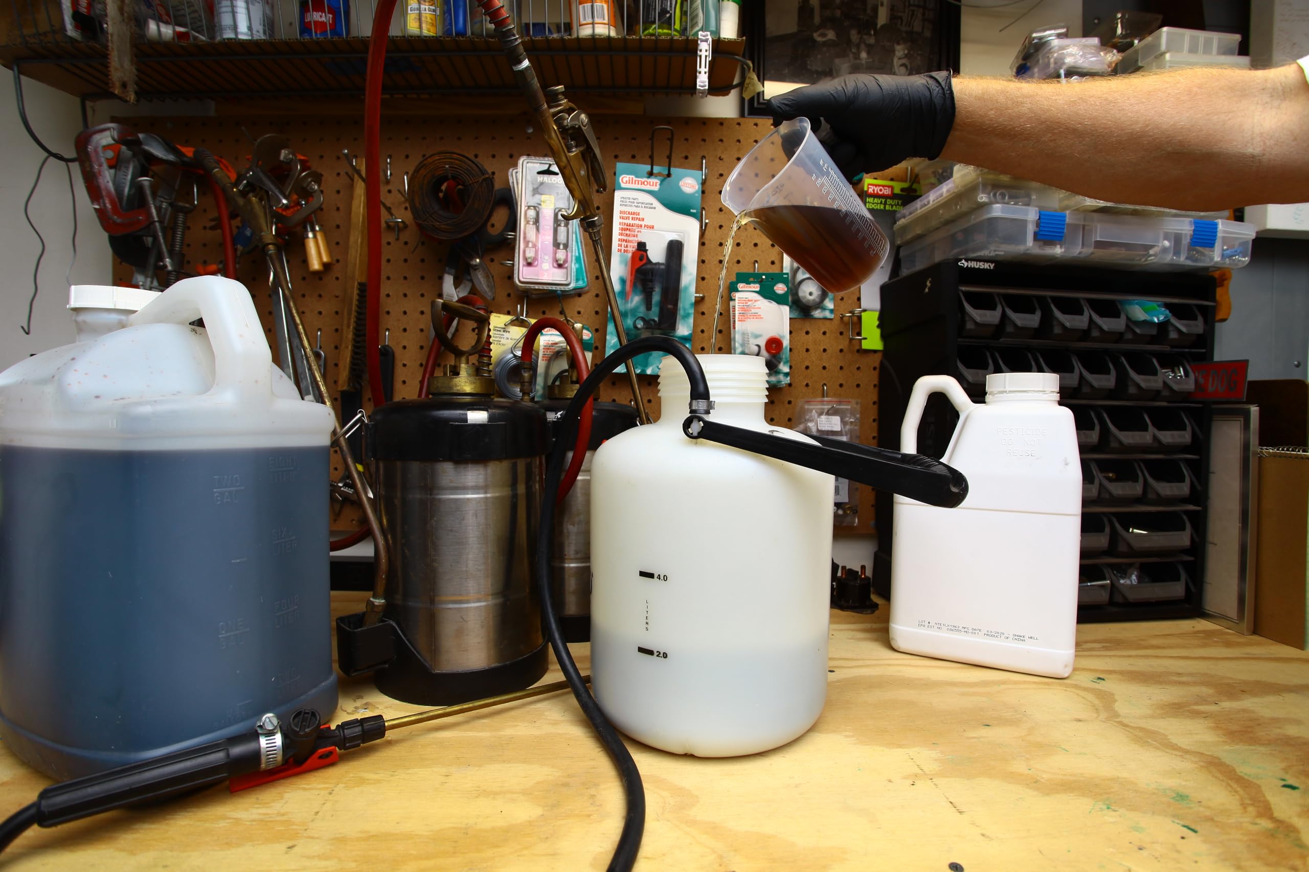 Turnah pitcher offers heat resistance for versatile kitchen tasks.