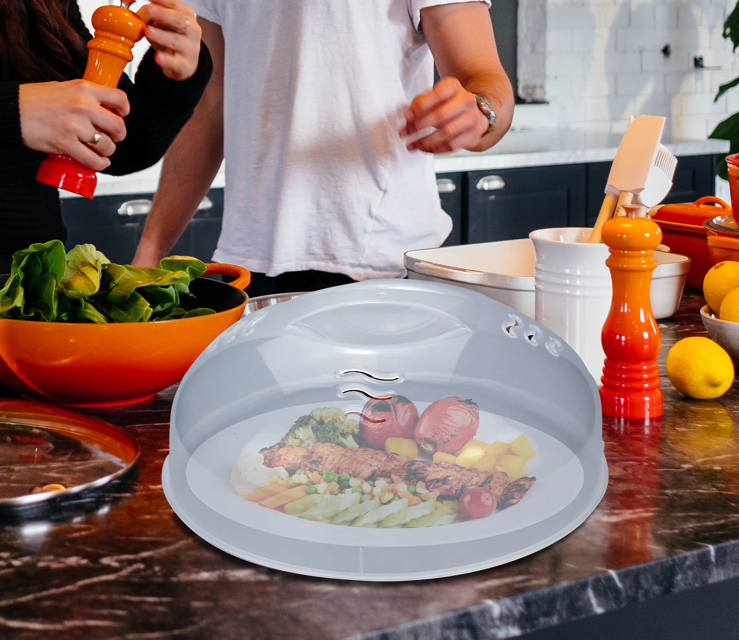 Tusjiain dishwasher-safe cover cleans quickly after use.