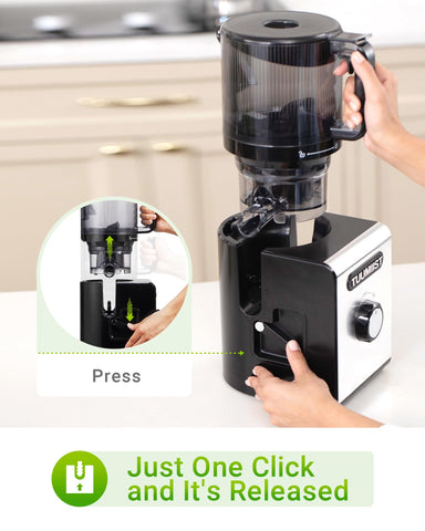 TUUMIIST juicer with quick-release system and cleaning brush