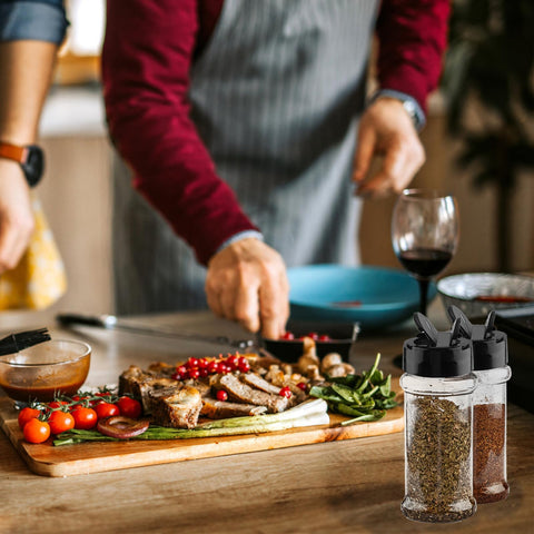 TUZAZO transparent bodies let you see spices at a glance.