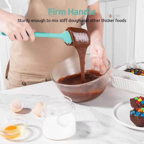 U-Taste flexible silicone spatula Aqua Sky edge reaches bowl corners.