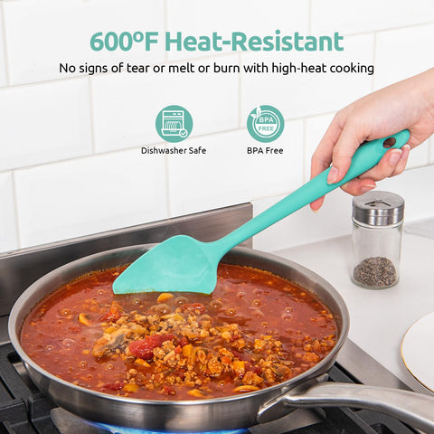 U-Taste Aqua Sky mini spatula for precise mixing in small bowls