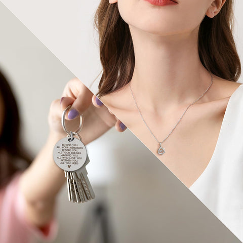 UAREHIBY scented candle creates a relaxing atmosphere after the party