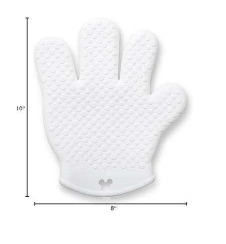 Ukonic Disney Mickey Mouse oven mitt in kitchen scene sparks joyful cooking moments