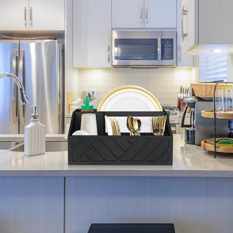 Ukonvi outdoor-friendly plate holder ideal for picnics and barbecues.