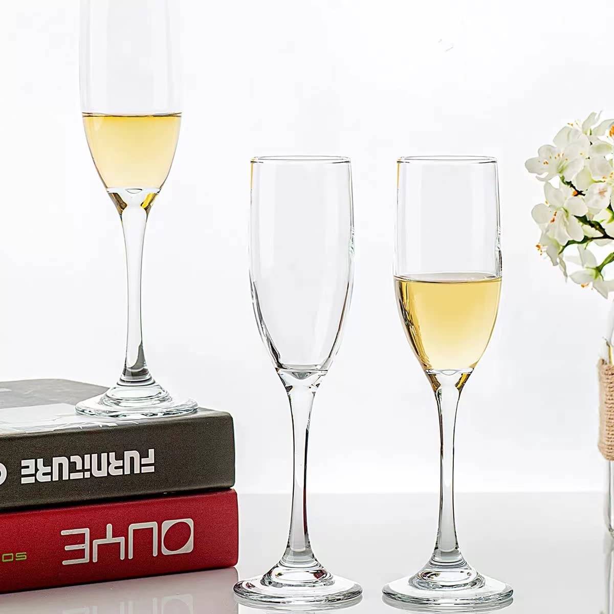UMEIED dishwasher-safe flutes for quick cleanup after events.