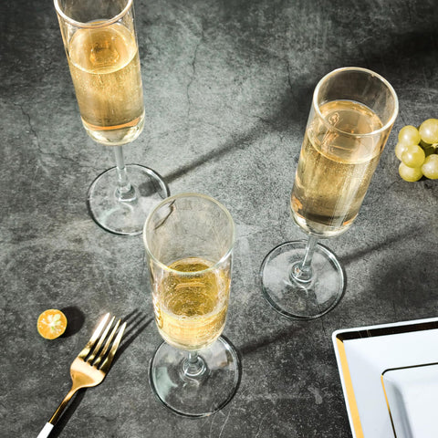 UMEIED elegant wedding champagne glasses elevate anniversaries and birthdays.