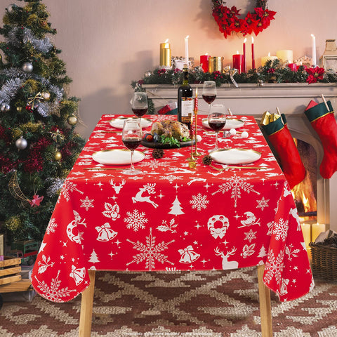 UMINEUX holiday tablecloth on a decorated table for family dinner and gatherings.