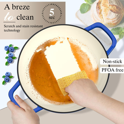 Umite Chef pot with cotton potholders for safe, confident handling.