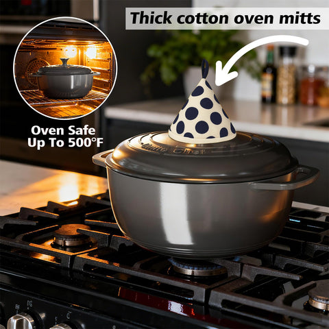 Umite Chef enamel resists stains and cleans easily after cooking.
