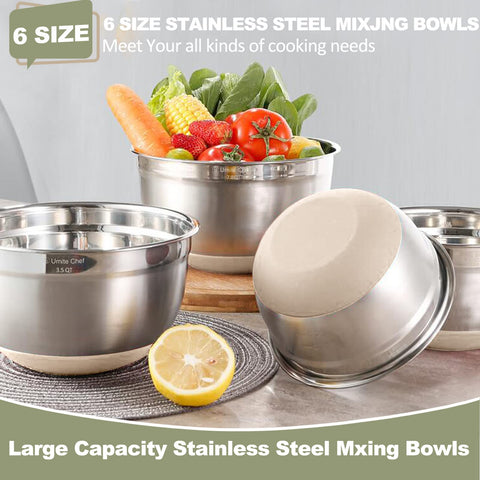 Umite Chef bowls with mirror interior resist fingerprints for easy cleaning.