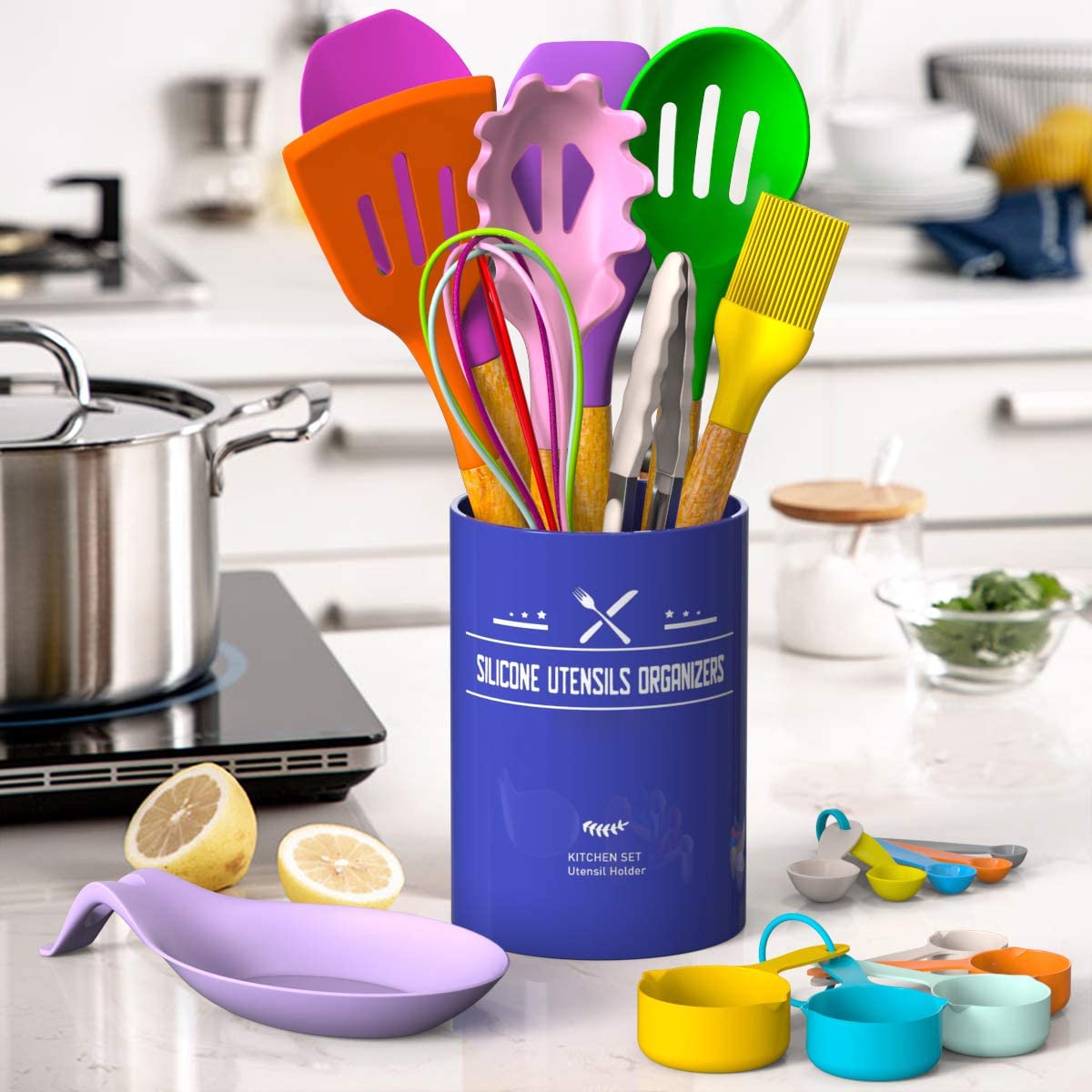 Umite Chef hooks and silicone mat for organized kitchen storage.