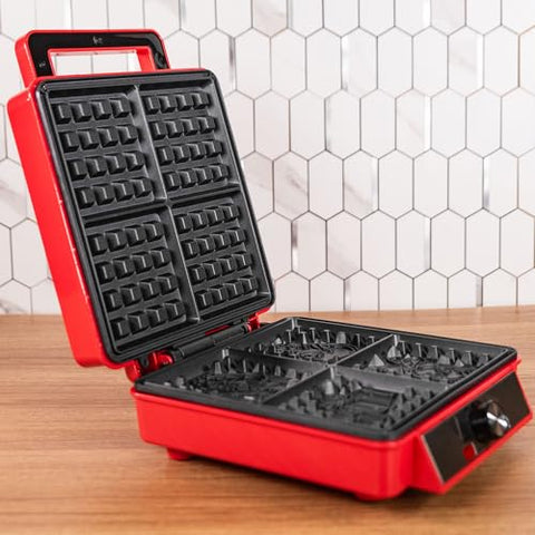 Grinch Deluxe Waffler non-stick plates for easy release and cleanup.