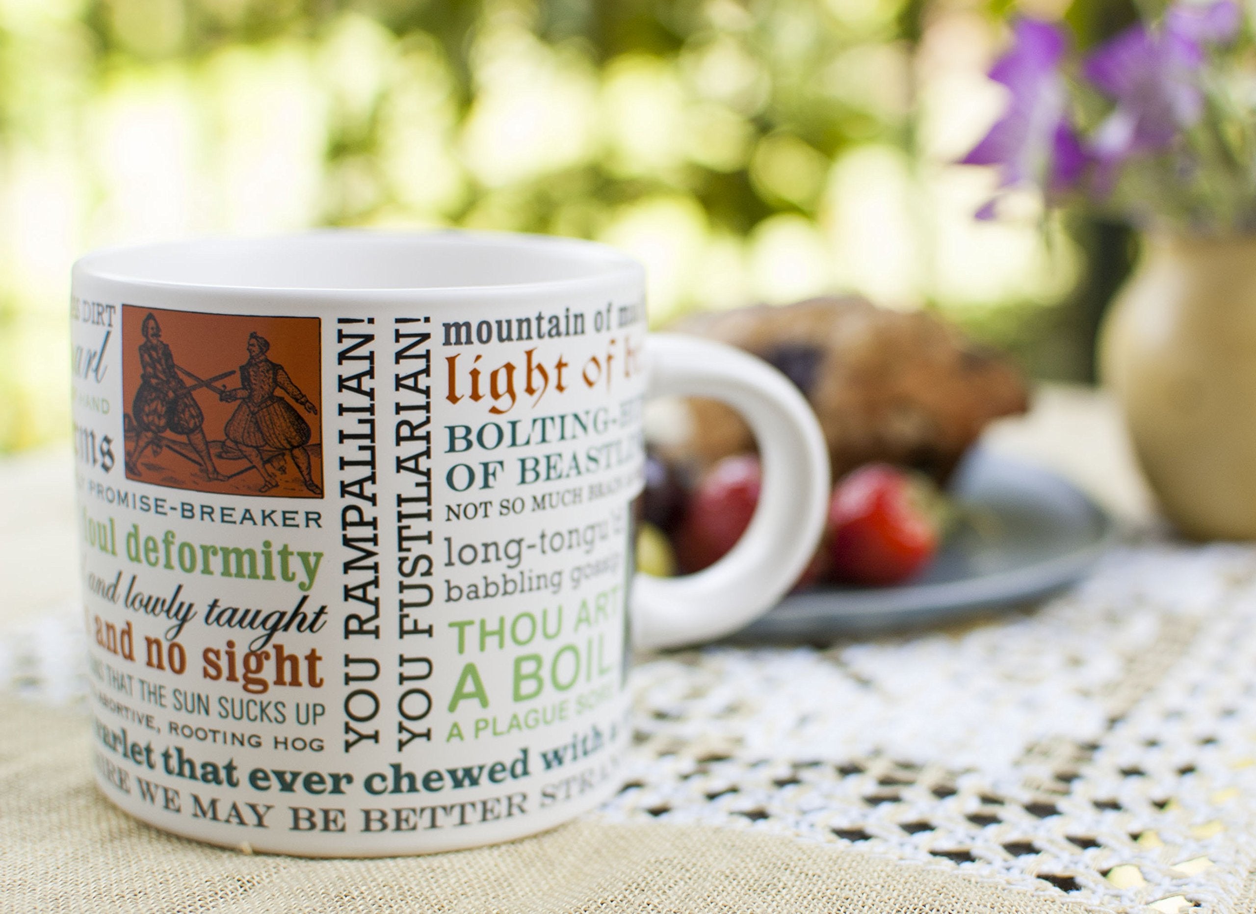 Comfortable handle and 14 oz ceramic durability suited for daily use