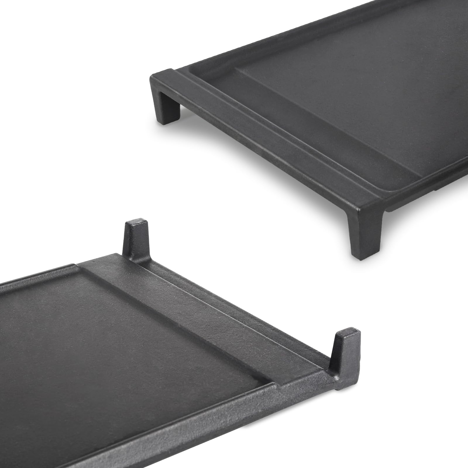 Unidanho GE center griddle with grease traps captures drippings to keep surfaces cleaner.