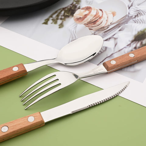 Uniturcky ergonomic square-handle design provides balanced, fatigue-free dining